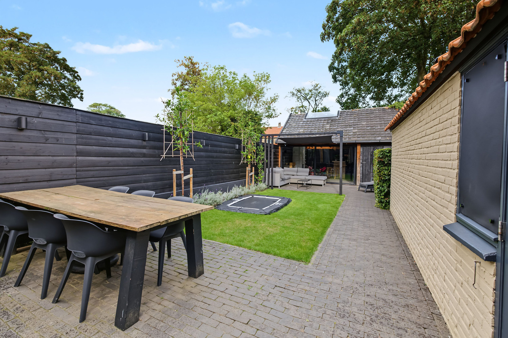 Tussenwoning te koop: Leeuweriklaan 28, Ede