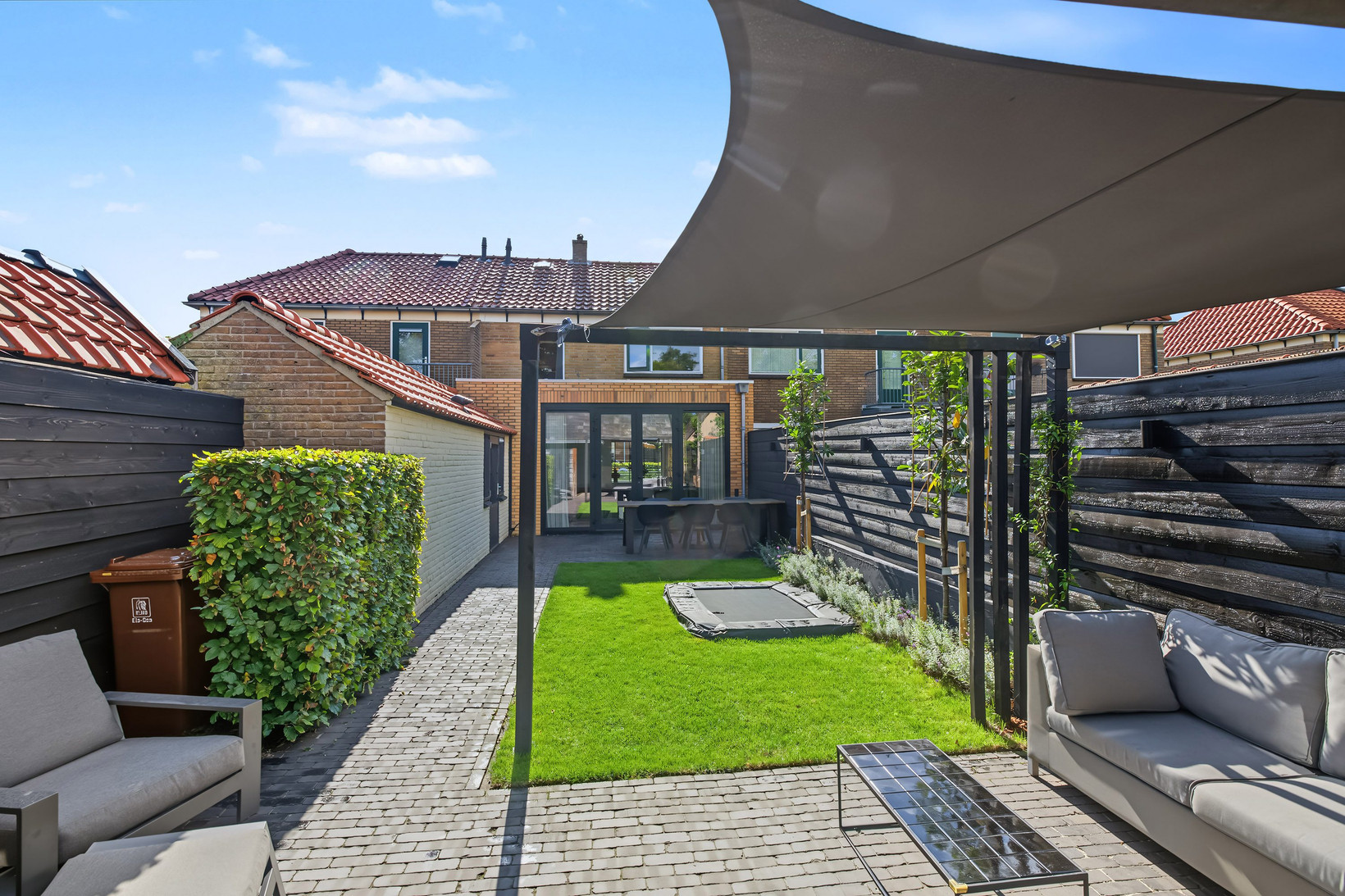Tussenwoning te koop: Leeuweriklaan 28, Ede