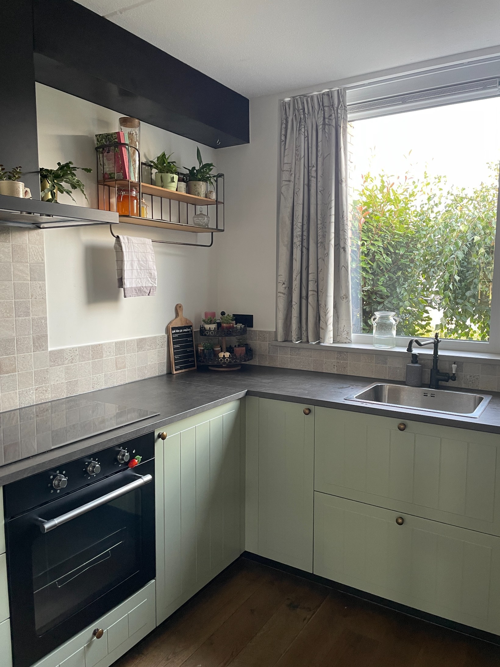 Tussenwoning te koop: Hertespoor 48, Ede