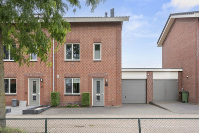 Esmeraldstr. 21