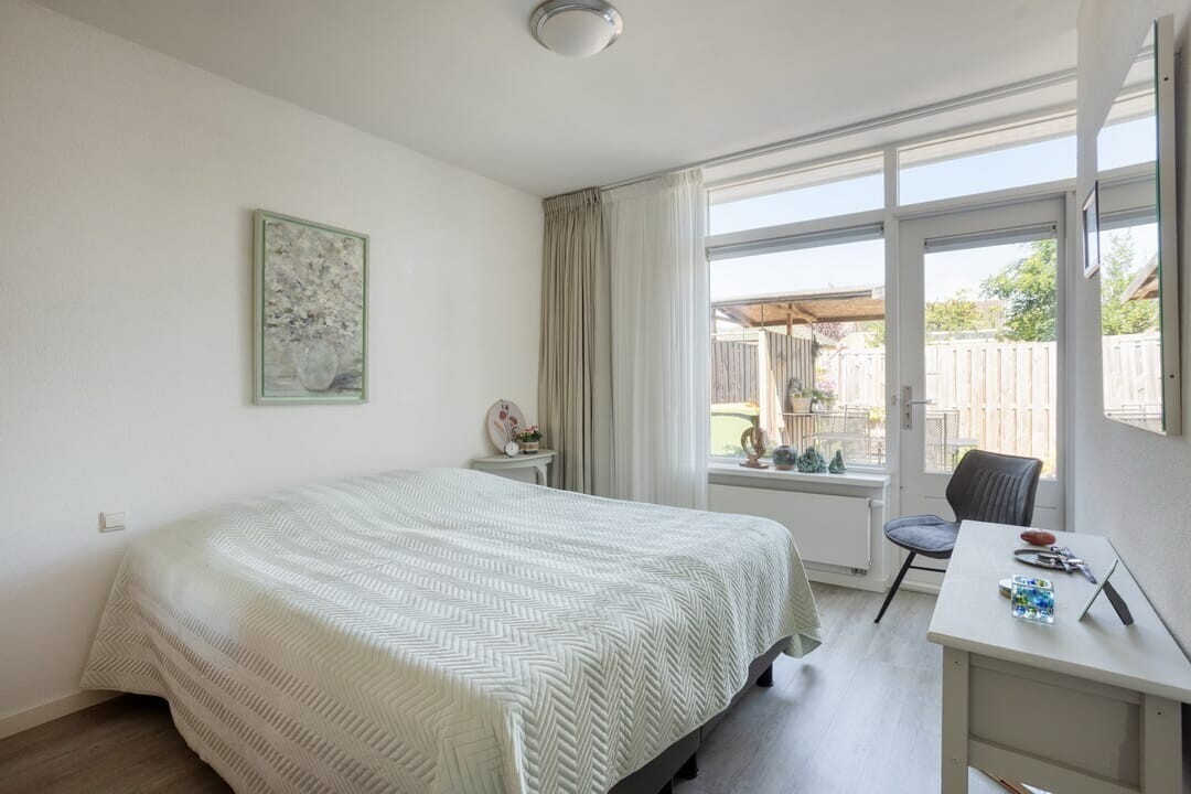 Tussenwoning te koop: Angerenstein 3, Ede