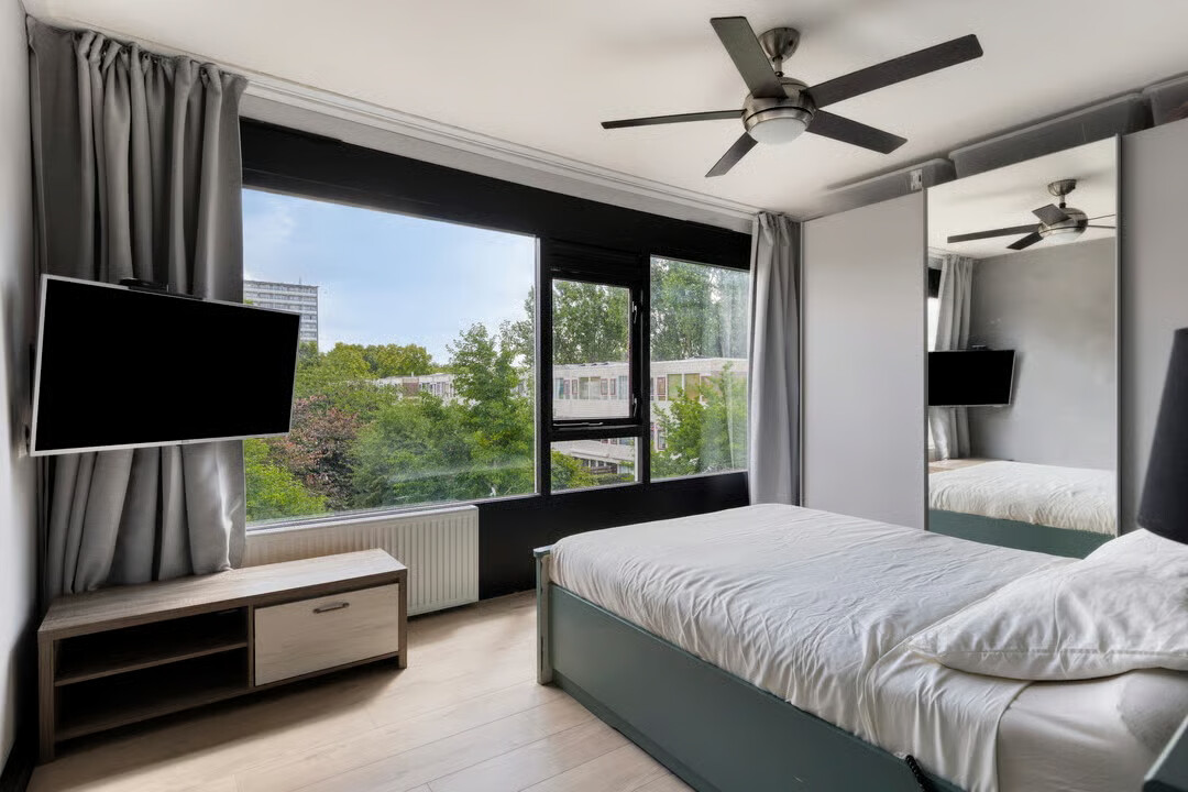 Tussenwoning te koop: Langenhorst 21, Ede