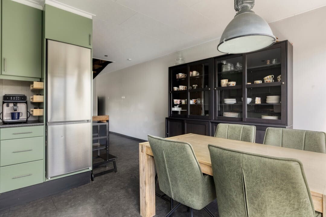 Tussenwoning te koop: Langenhorst 21, Ede