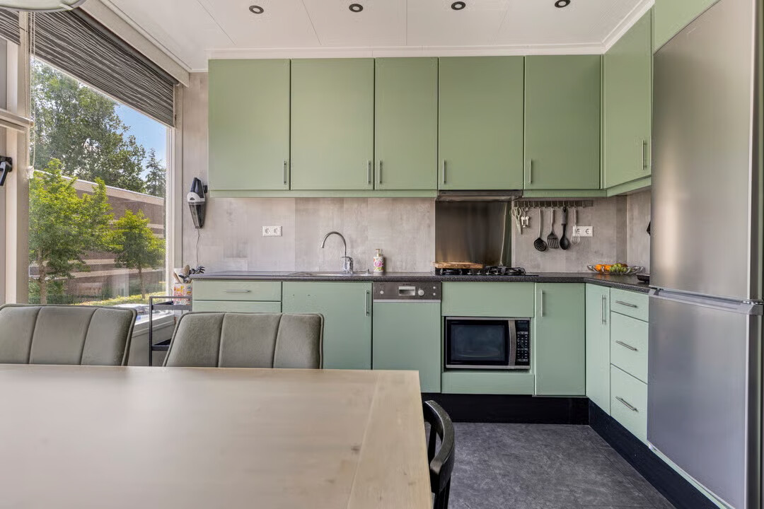 Tussenwoning te koop: Langenhorst 21, Ede