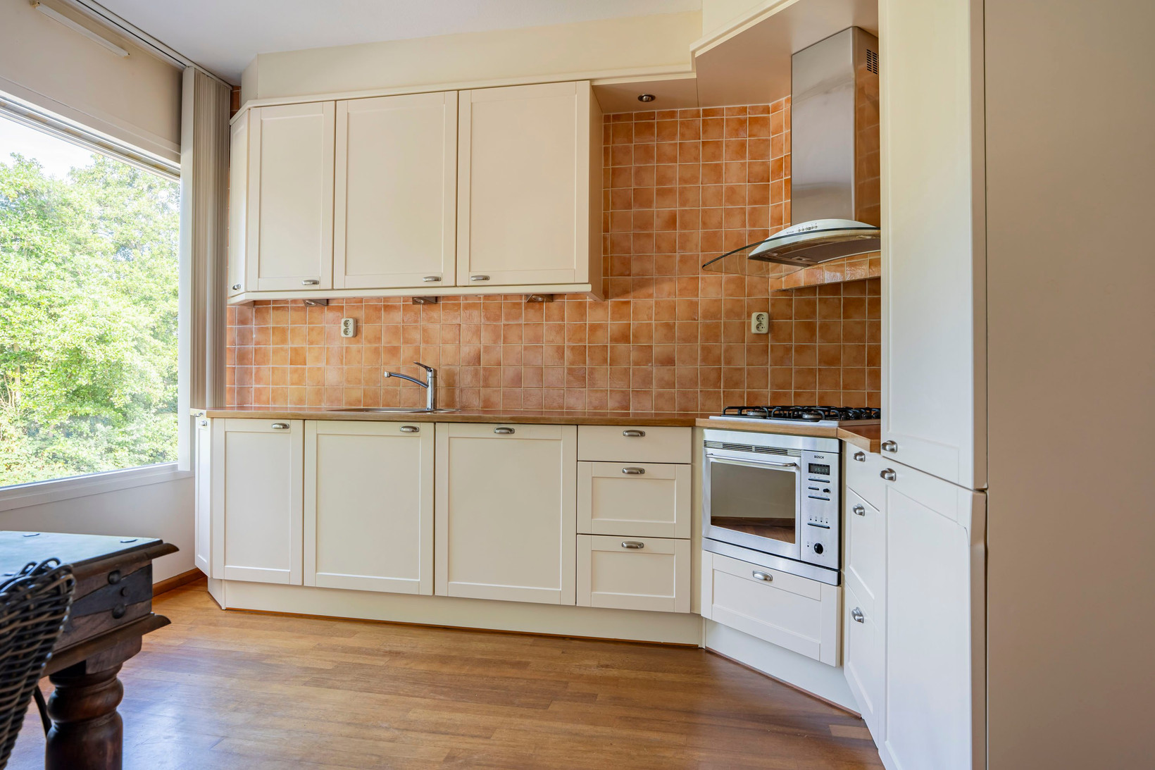 Tussenwoning te koop: Langenhorst 52, Ede