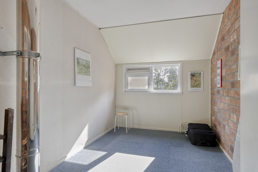 Tussenwoning te koop: Eeshof 6, Ede