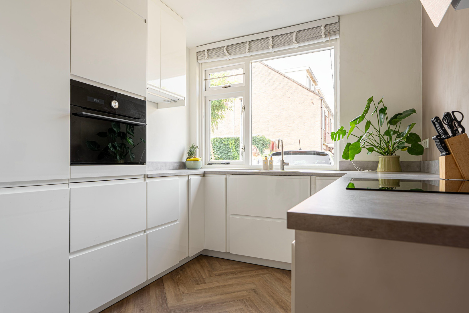 Tussenwoning te koop: Doeshof 6, Ede