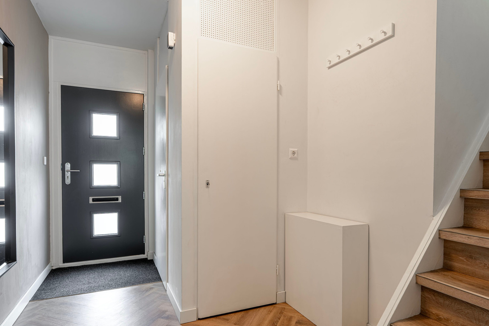 Tussenwoning te koop: Doeshof 6, Ede
