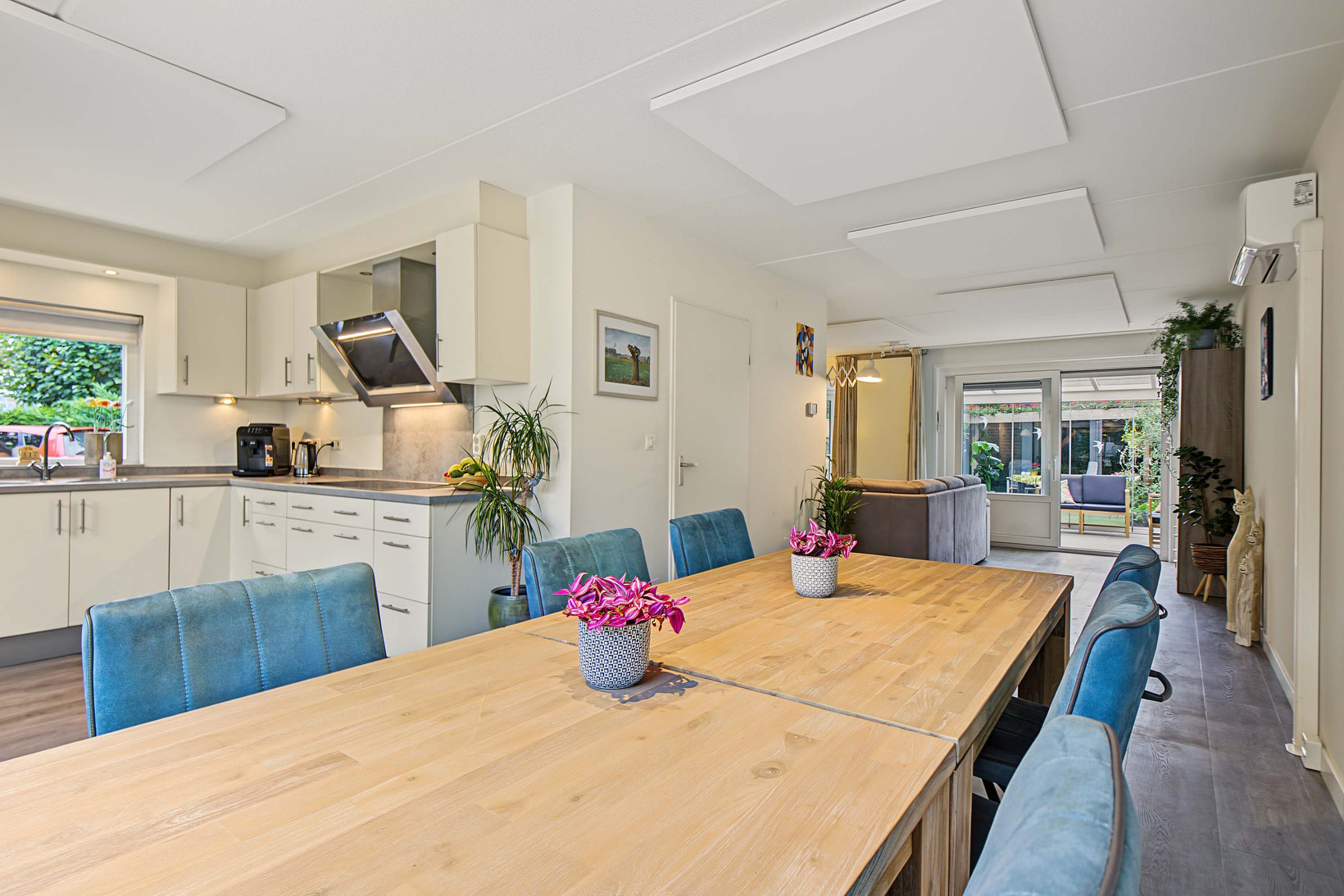 Hoekwoning te koop: Liebeek 6, Ede