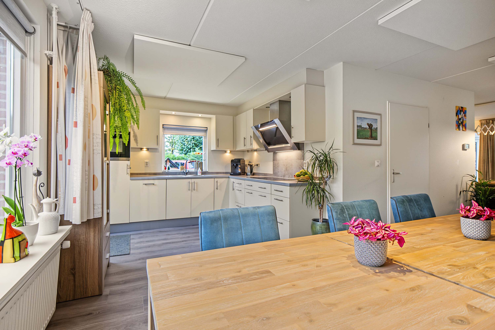 Hoekwoning te koop: Liebeek 6, Ede