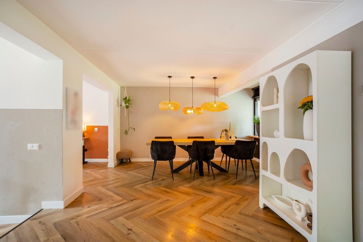 Hoekwoning te koop: Catharinadaal 1, Ede