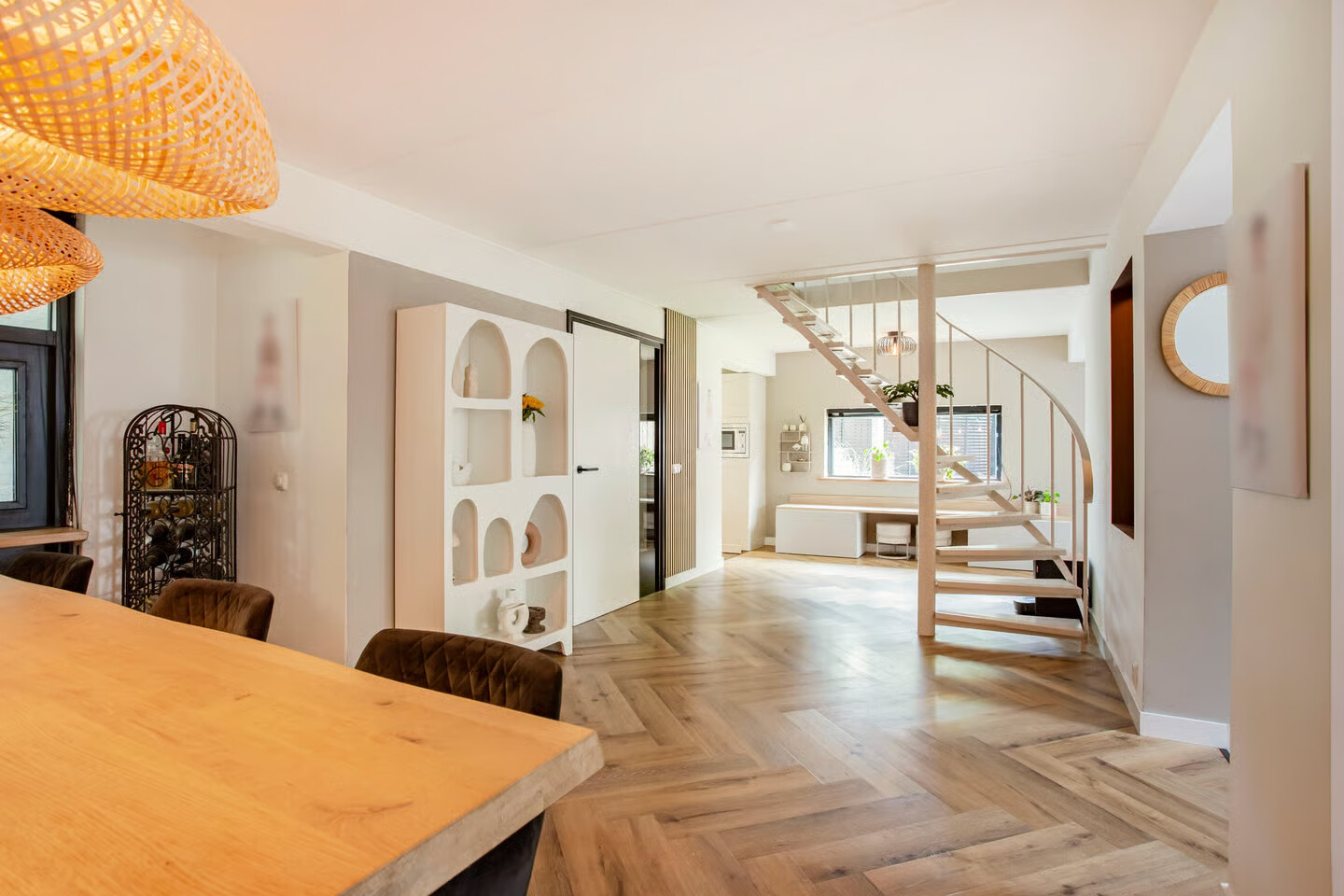 Hoekwoning te koop: Catharinadaal 1, Ede