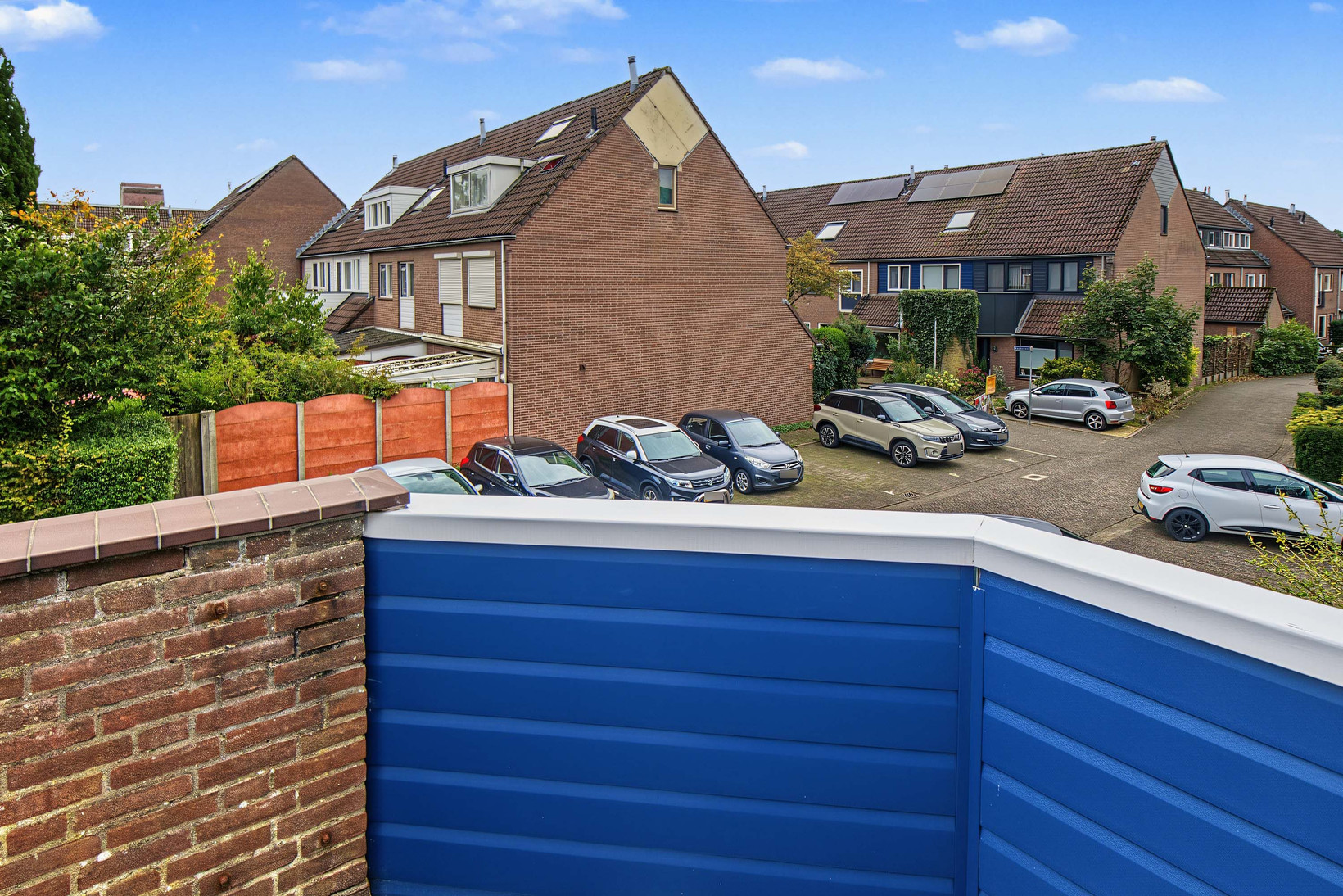 Tussenwoning te koop: Oosterhof 4, Ede