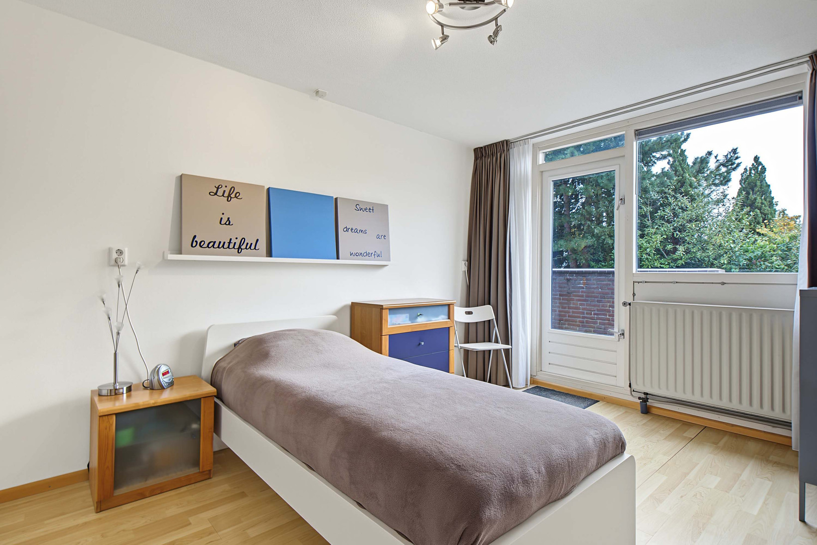 Tussenwoning te koop: Oosterhof 4, Ede