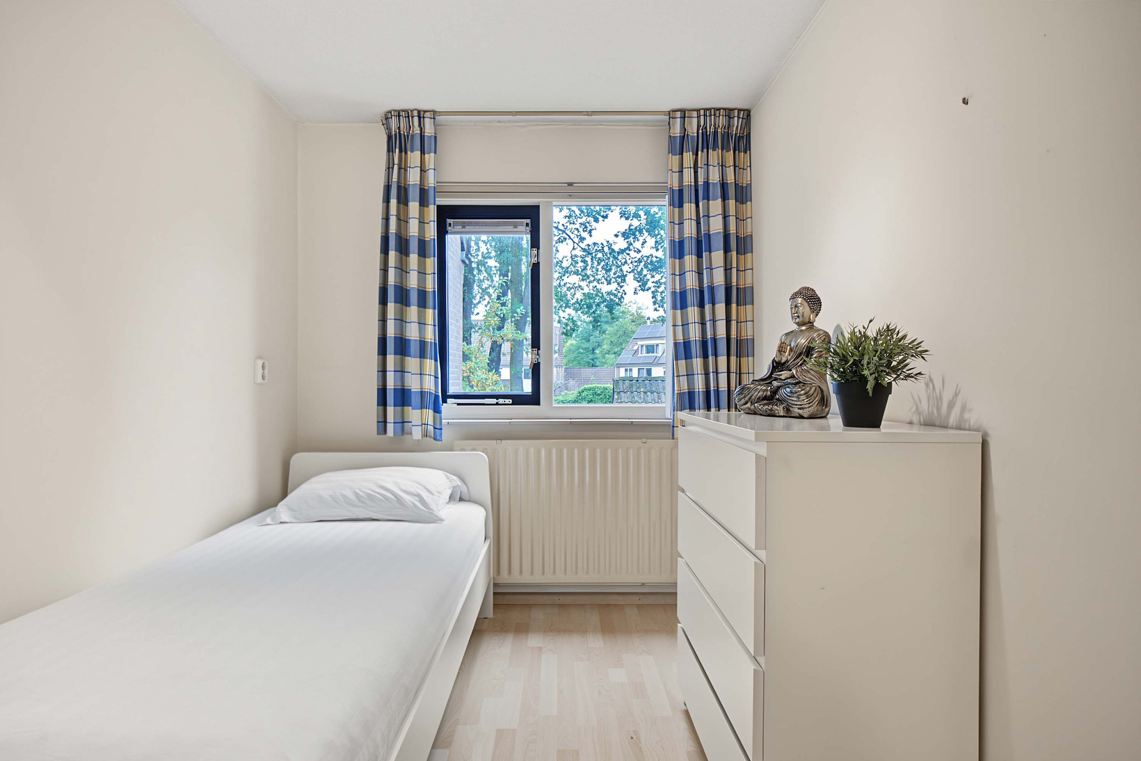Tussenwoning te koop: Oosterhof 4, Ede