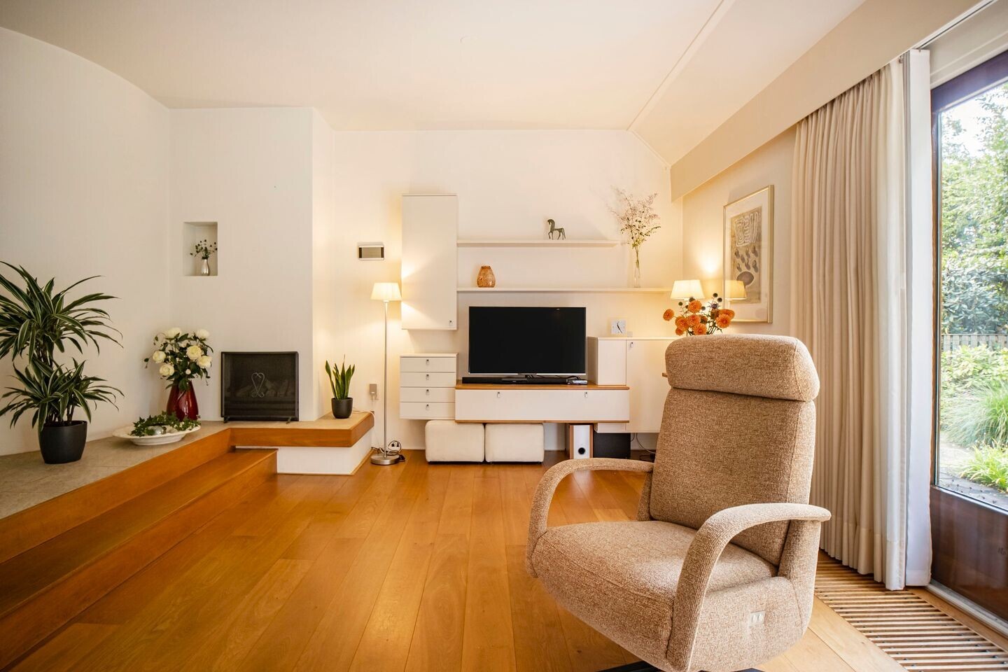 Tussenwoning te koop: Markiezenhof 49, Ede