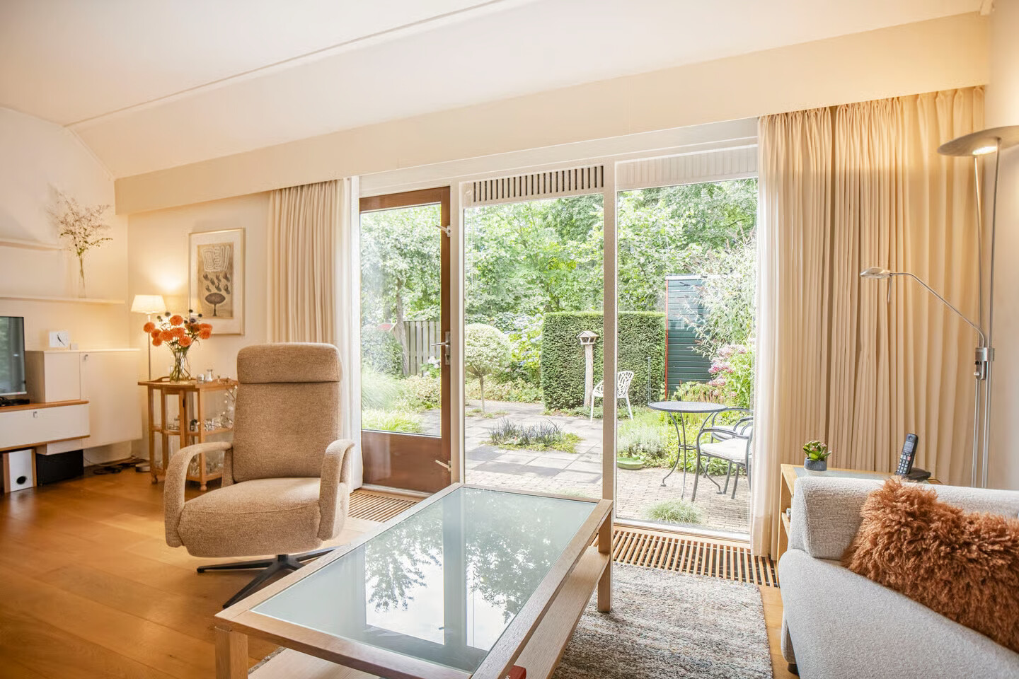 Tussenwoning te koop: Markiezenhof 49, Ede