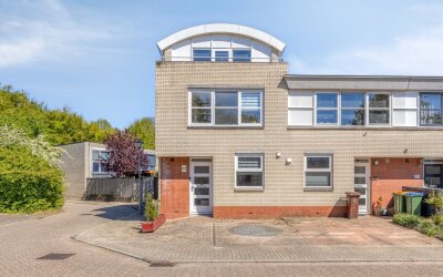 Huis te koop Mr. Gerbrandypark 33