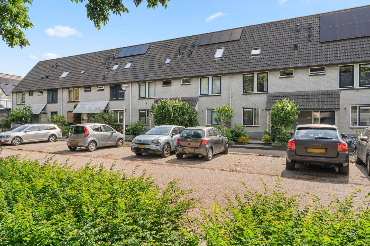 Tussenwoning te koop: Schumansingel 24, Ede