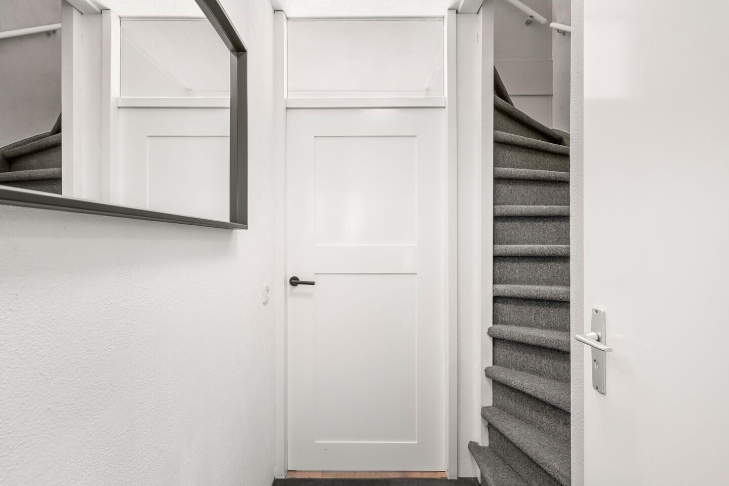 Tussenwoning te koop: Schumansingel 24, Ede
