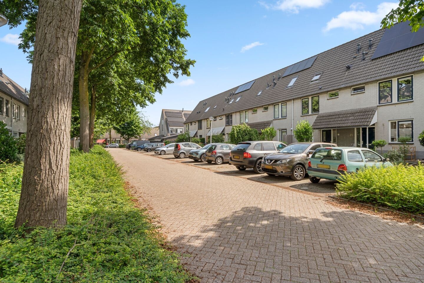 Tussenwoning te koop: Schumansingel 24, Ede