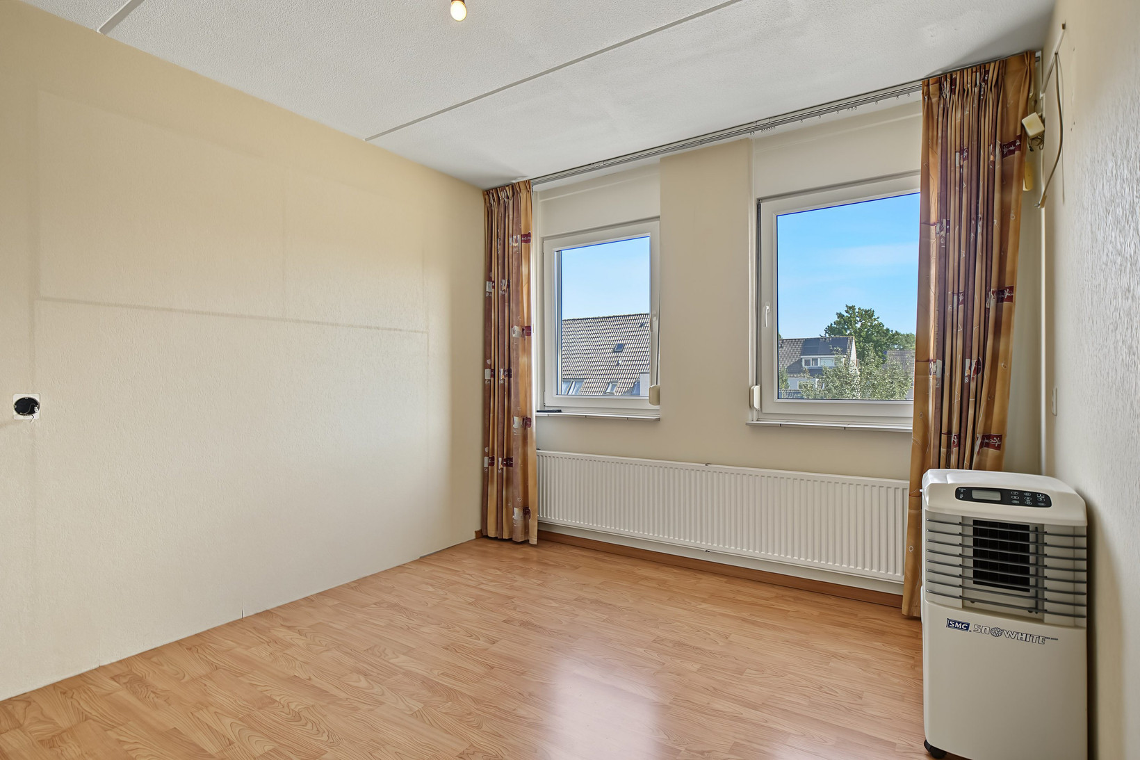 Tussenwoning te koop: Martin Luther Kingstate 84, Ede