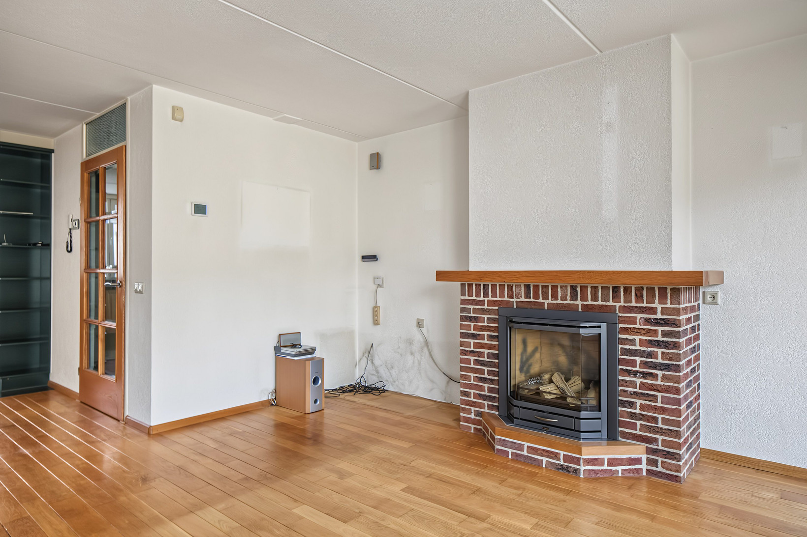 Tussenwoning te koop: Martin Luther Kingstate 84, Ede