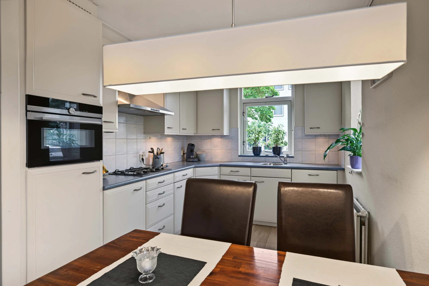 Hoekwoning te koop: Noel-Bakerstate 40, Ede