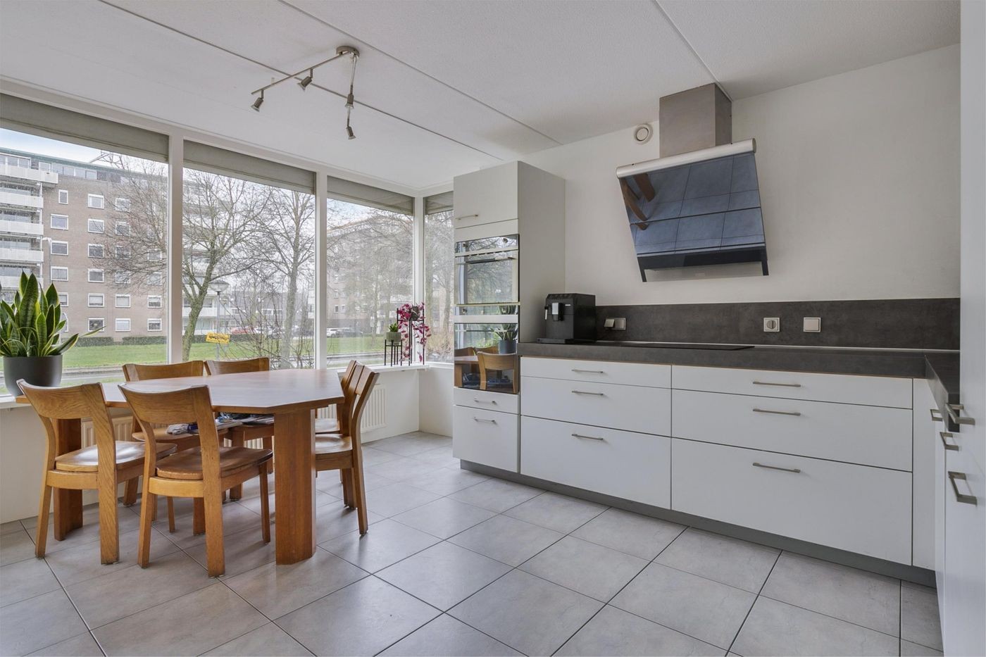 Hoekwoning te koop: Monnetsingel 19, Ede