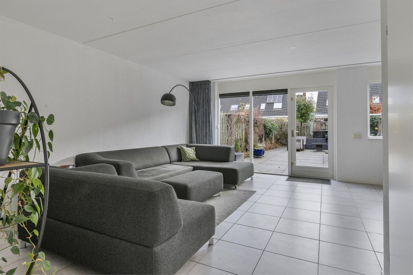 Hoekwoning te koop: Monnetsingel 19, Ede