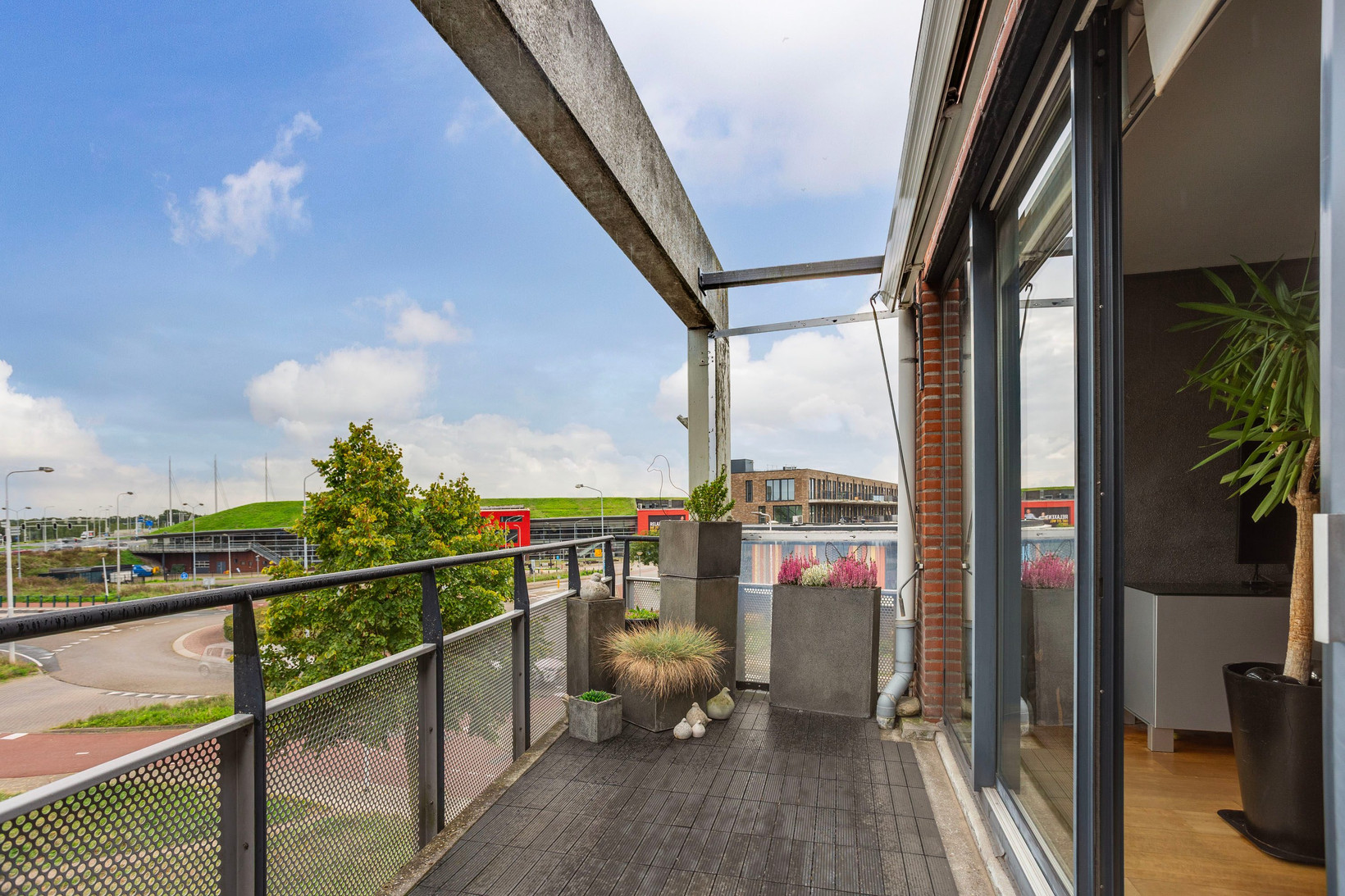 Appartement te koop: Dubčeksingel 142, Ede