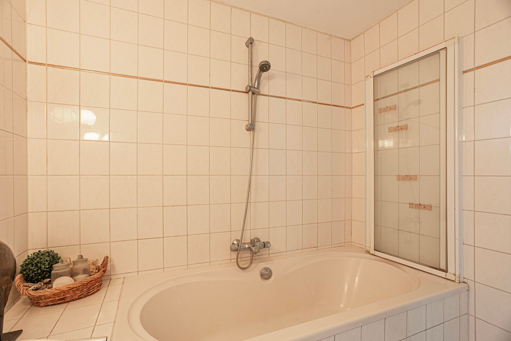 Appartement te koop: Dubčeksingel 142, Ede
