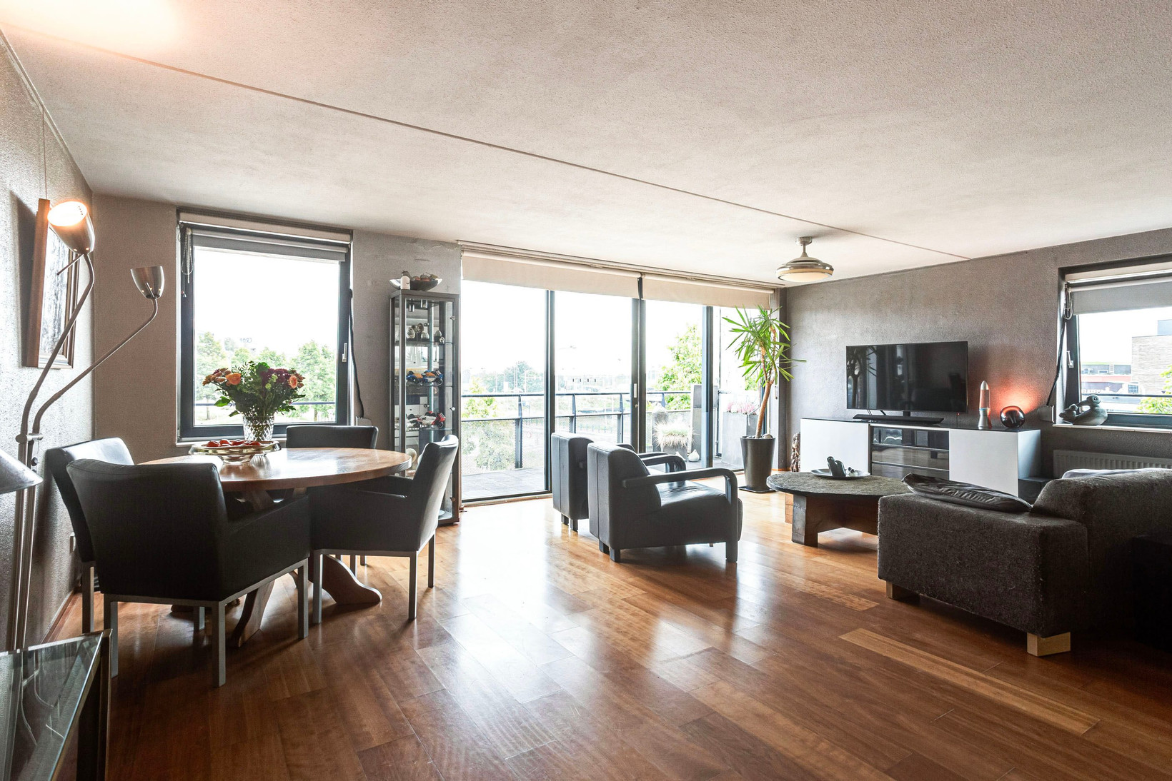 Appartement te koop: Dubčeksingel 142, Ede