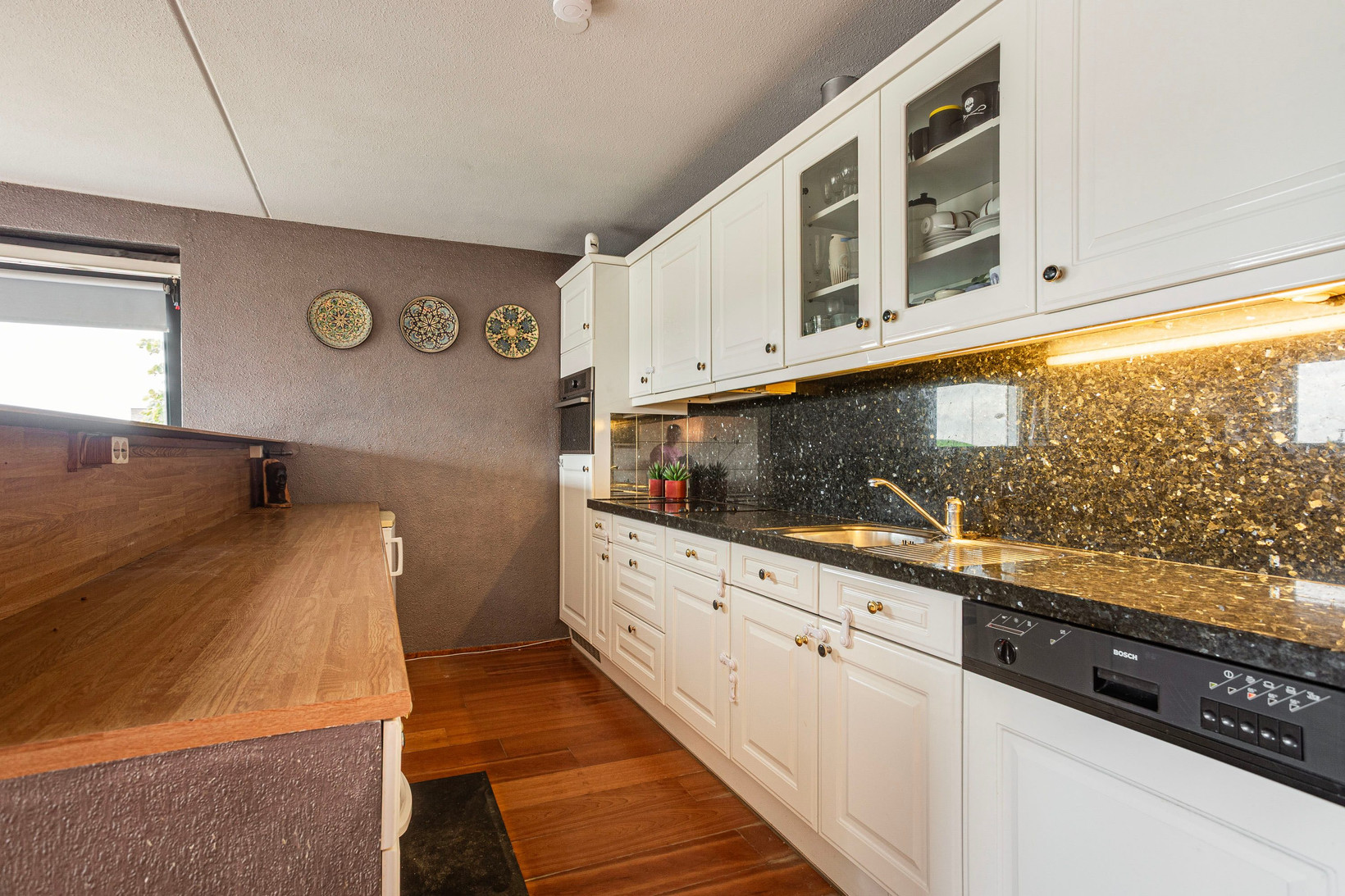Appartement te koop: Dubčeksingel 142, Ede