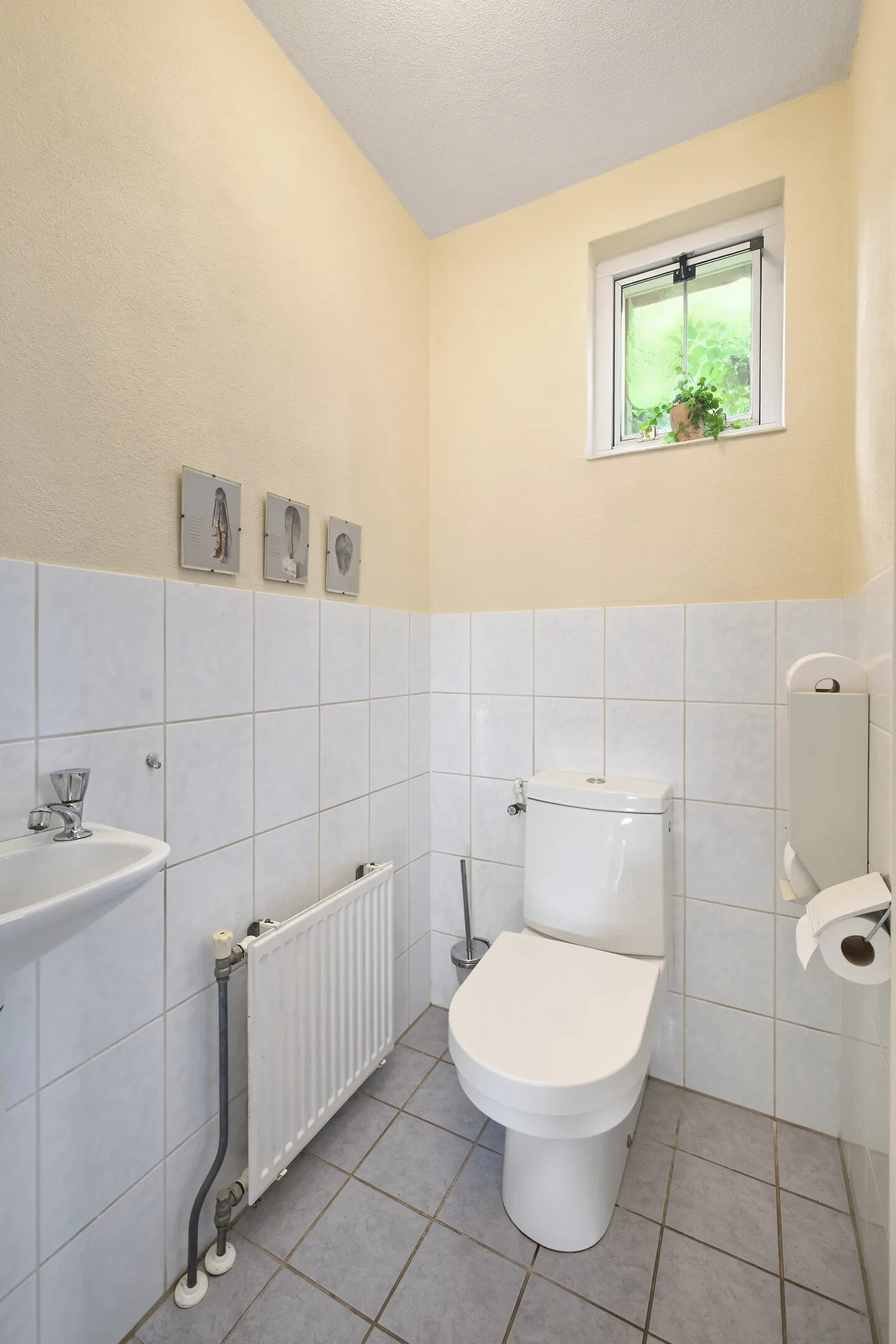 Tussenwoning te koop: Erasmusstate 69, Ede