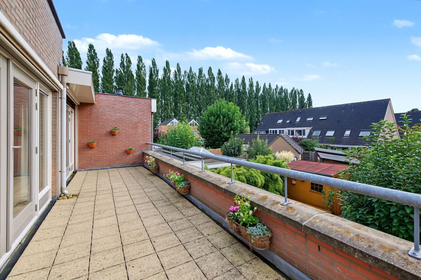 Tussenwoning te koop: Erasmusstate 69, Ede