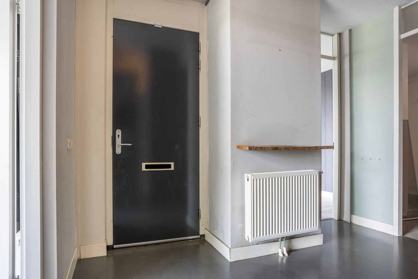 Tussenwoning te koop: Nieuwe Maanderbuurtweg 17, Ede