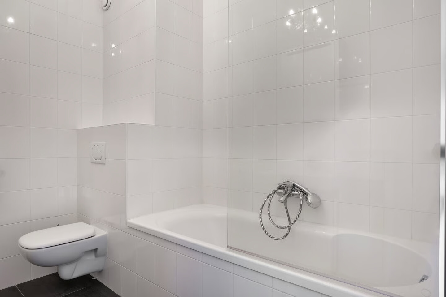 Tussenwoning te koop: Nieuwe Maanderbuurtweg 17, Ede