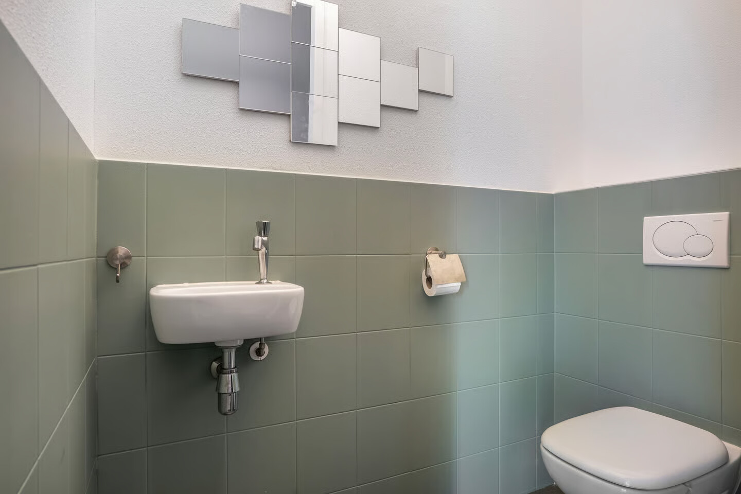 Tussenwoning te koop: Nieuwe Maanderbuurtweg 17, Ede