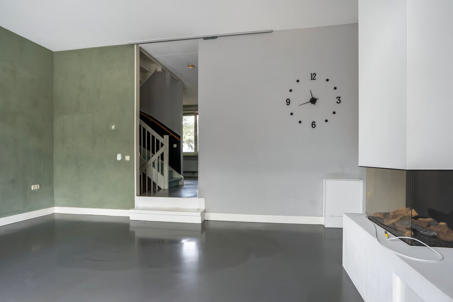Tussenwoning te koop: Nieuwe Maanderbuurtweg 17, Ede
