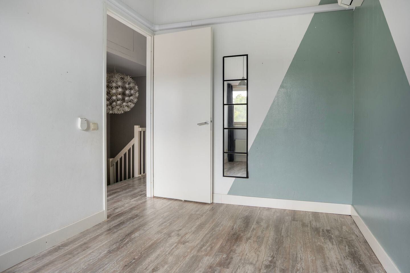 Tussenwoning te koop: Nieuwe Maanderbuurtweg 17, Ede