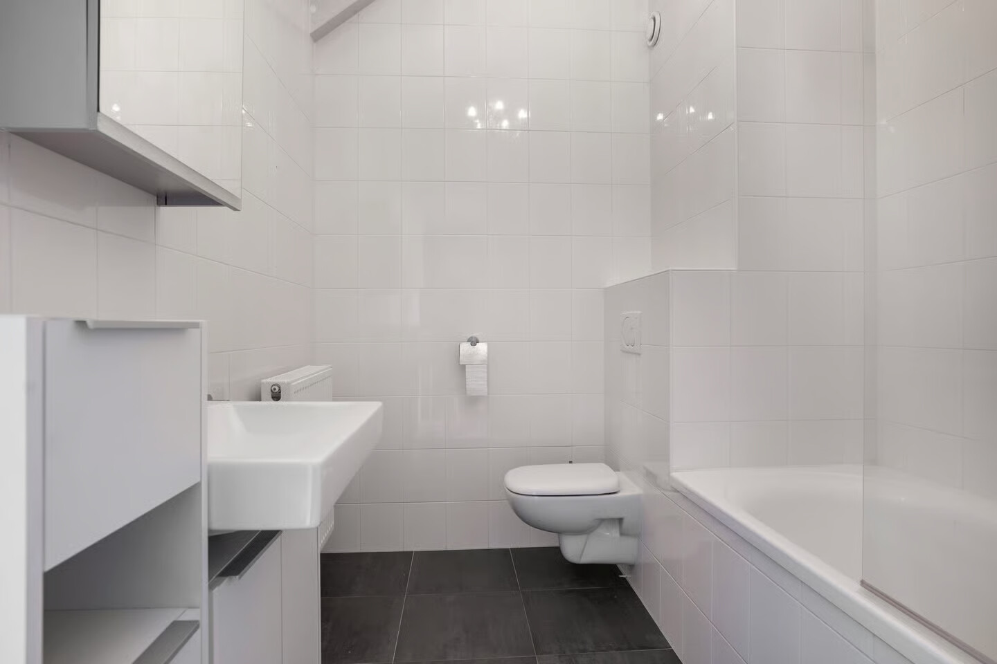 Tussenwoning te koop: Nieuwe Maanderbuurtweg 17, Ede
