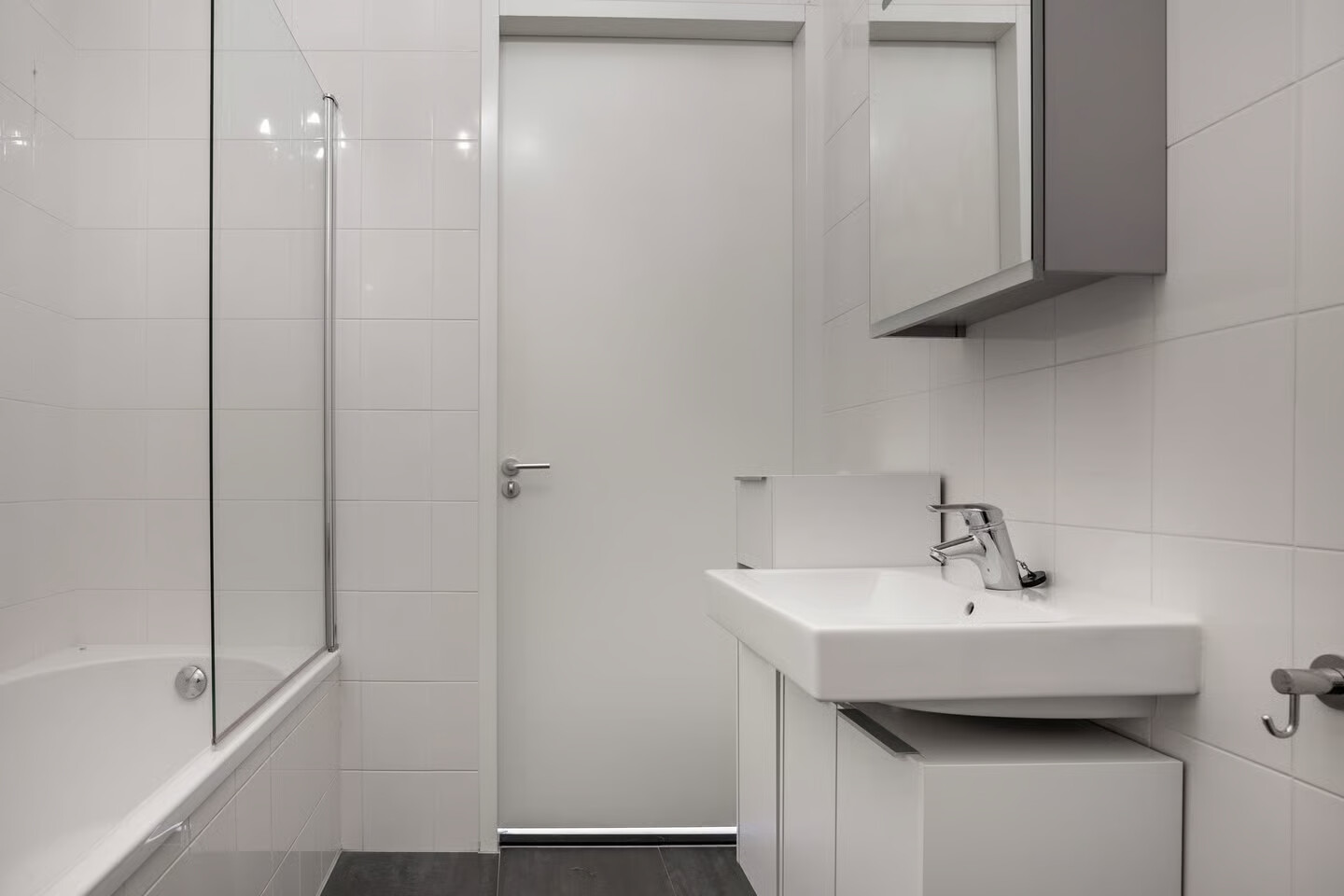 Tussenwoning te koop: Nieuwe Maanderbuurtweg 17, Ede