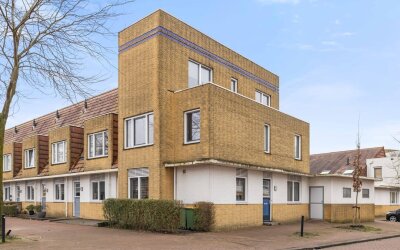 Laurens Janszn. Kosterstraat 1