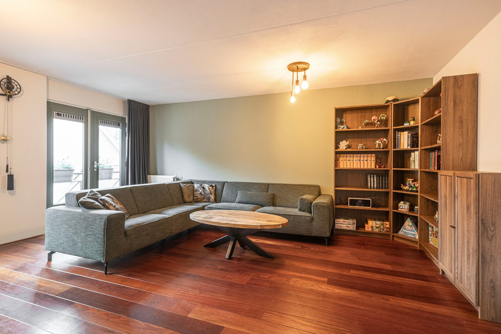 Tussenwoning te koop: Parkhof 44, Ede