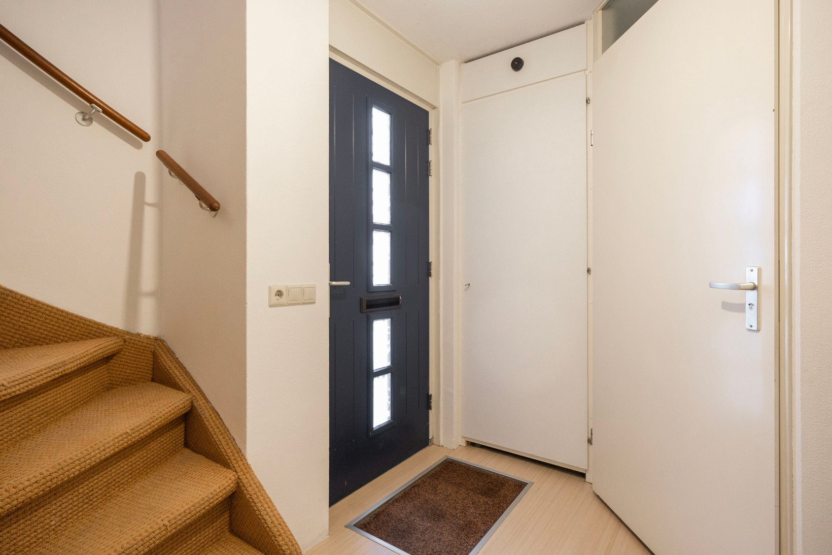 Tussenwoning te koop: Parkhof 44, Ede
