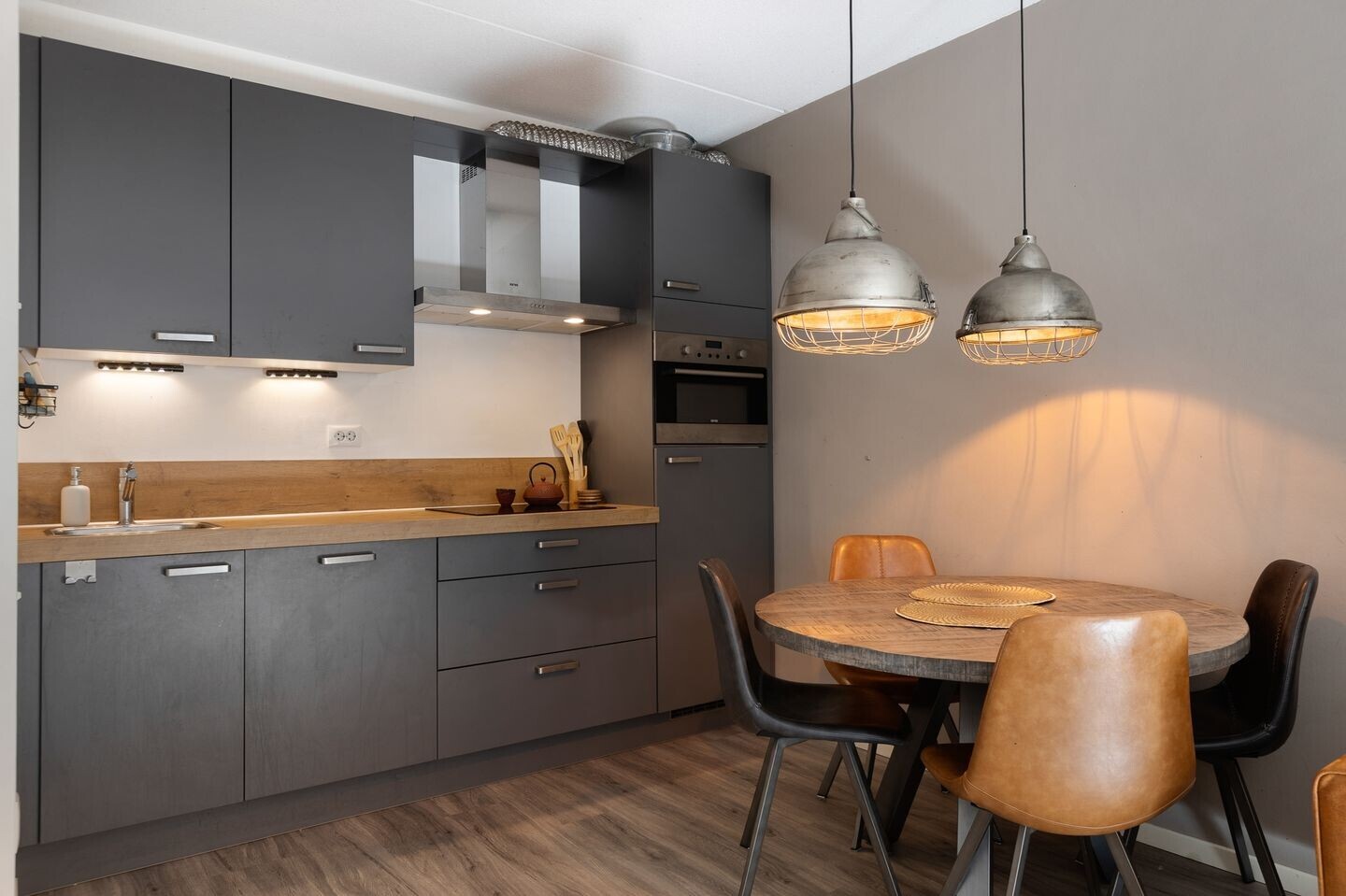Studio te koop: Parkweg 125A5, Ede