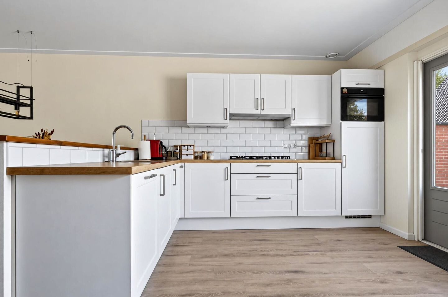 Hoekwoning te koop: Gerard Doustraat 32, Ede