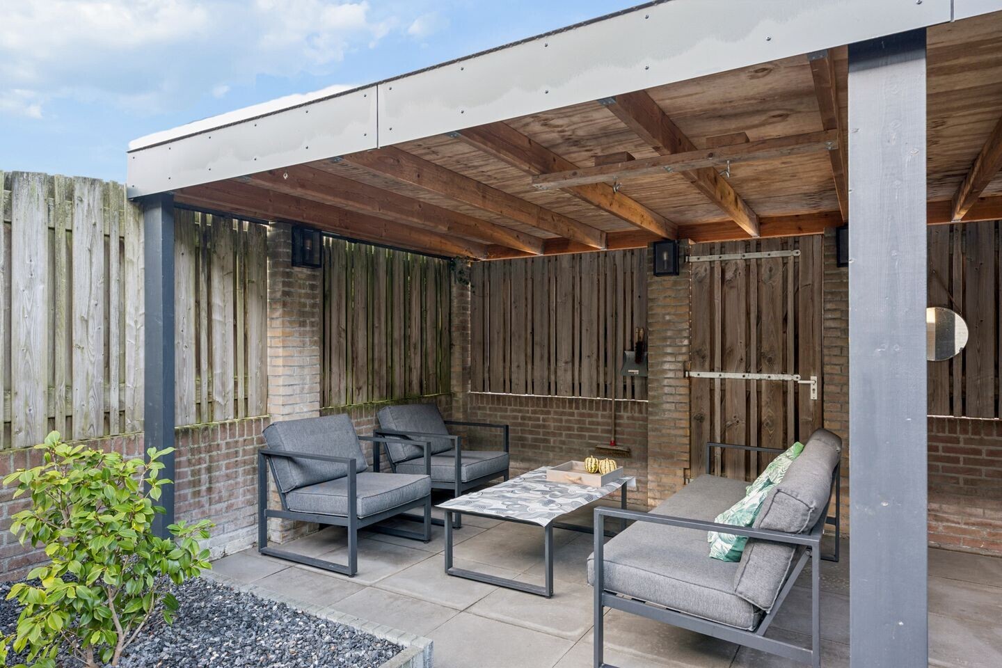 Tussenwoning te koop: Karssenstraat 20, Ede