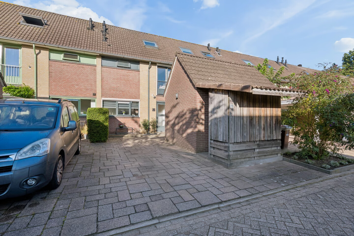 Tussenwoning te koop: Karssenstraat 20, Ede